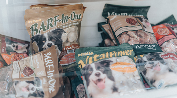 Landmarkt Schönberg - Tiernahrung & Tierbedarf Snacks